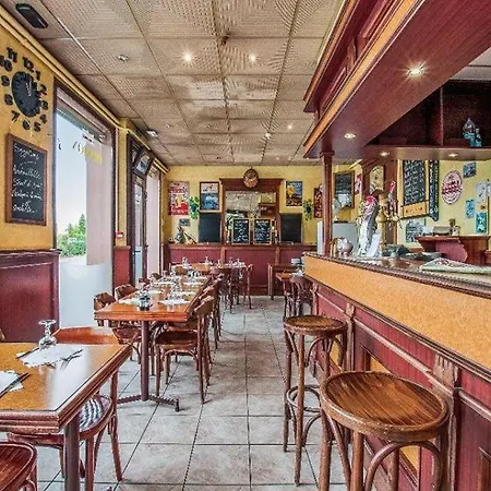 Hotel Aux Bons Amis Reims