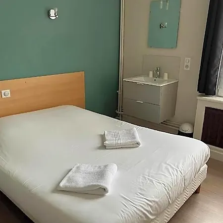 Hotel Aux Bons Amis
